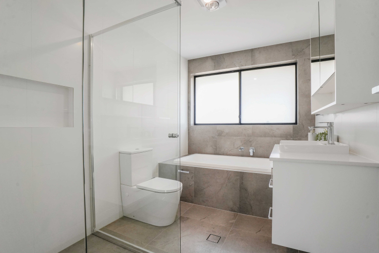 Dalton Bathroom