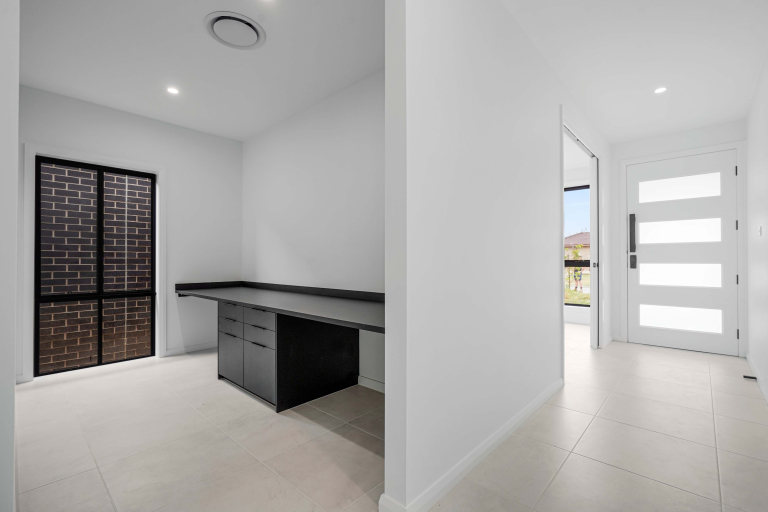 Marlow Entry