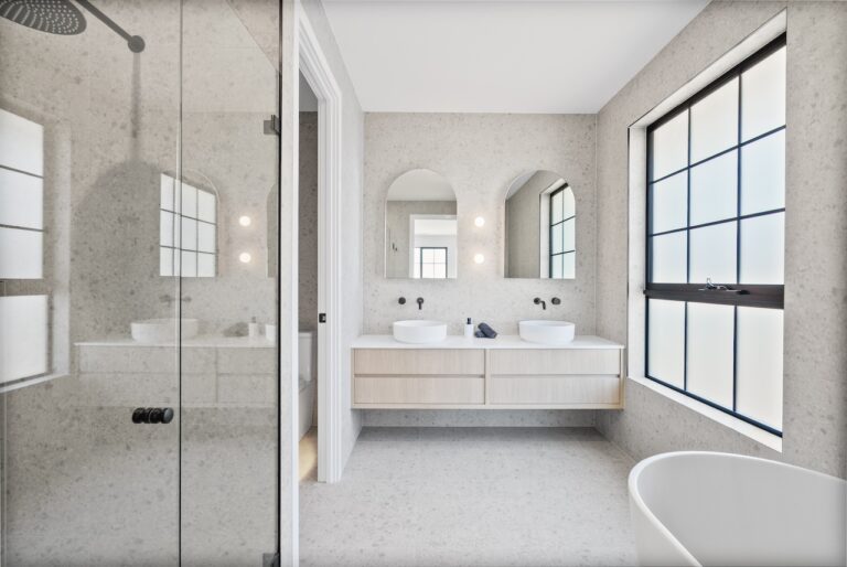 Ensuite