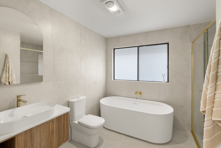 Fairway Bathroom